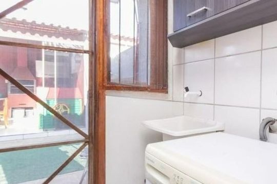 Área de Serviço de casa à venda com 2 quartos, 54m² em Hípica, Porto Alegre
