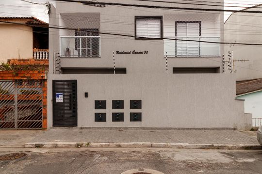 Fachada de apartamento à venda com 2 quartos, 56m² em Vila Nivi, São Paulo