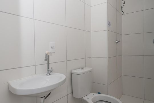 Banheiro de apartamento para alugar com 2 quartos, 35m² em Vila Andrade, São Paulo