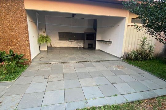 Área externa de casa à venda com 4 quartos, 560m² em Alto de Pinheiros, São Paulo