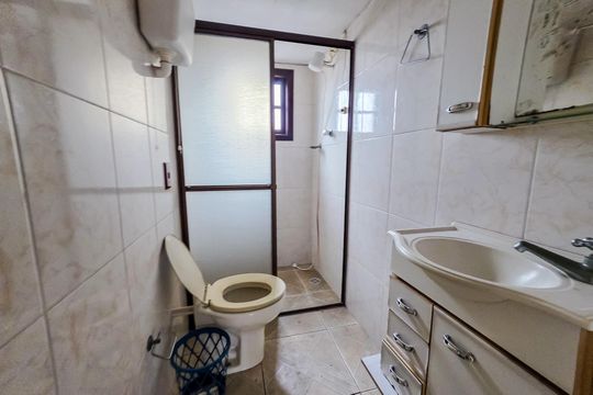 Casa à venda com 2 quartos, 220m² em Parque Novo Oratório, Santo André