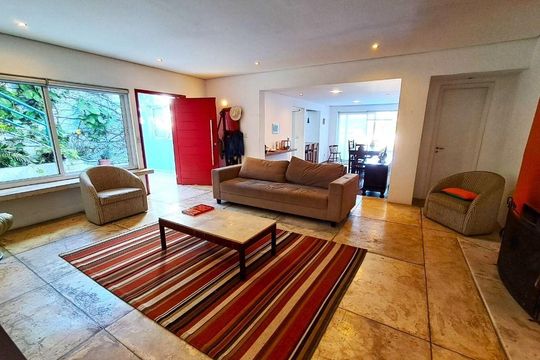 Casa à venda com 3 quartos, 420m² em Butantã, São Paulo