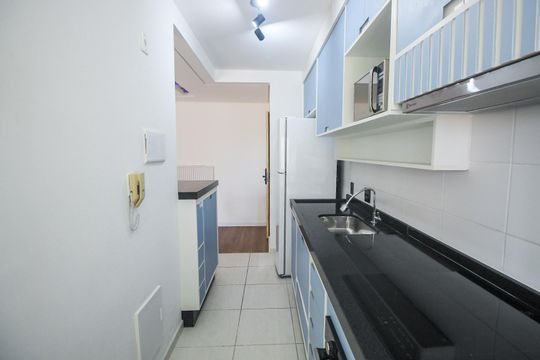 Cozinha de apartamento para alugar com 2 quartos, 59m² em Vila Andrade, São Paulo