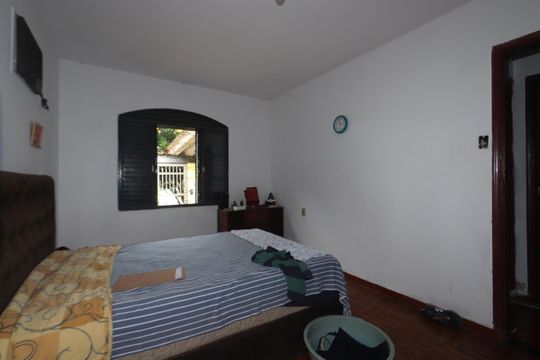 Quarto 1 de casa para alugar com 2 quartos, 210m² em Jardim Sapopemba, São Paulo