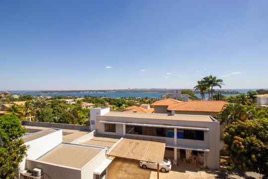 Casa à venda com 6 quartos, 1000m² em Sh Dom Bosco, Brasília