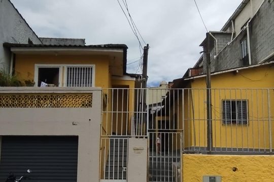 Casa à venda com 5 quartos, 380m² em Vila Campestre, São Paulo