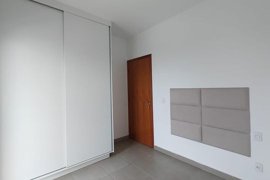 Suite de apartamento para alugar com 2 quartos, 55m² em Santa Mônica, Uberlândia