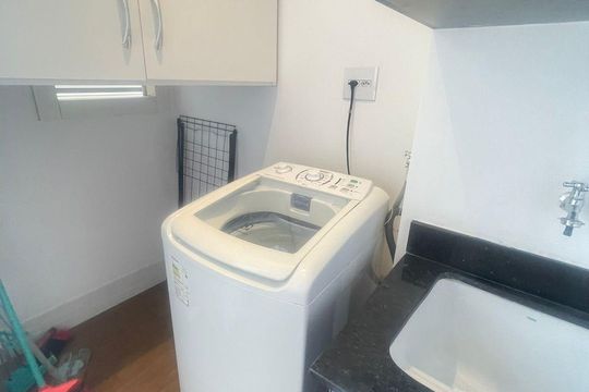 Área de serviço de apartamento à venda com 1 quarto, 62m² em Alphaville, Barueri