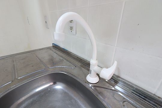 Cozinha - Torneira de apartamento à venda com 2 quartos, 40m² em Rubem Berta, Porto Alegre