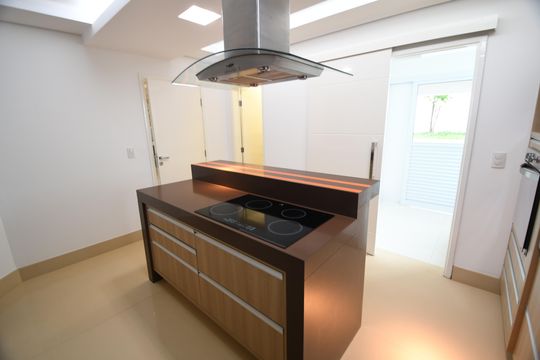 Cozinha de casa de condomínio para alugar com 4 quartos, 420m² em Loteamento Alphaville Campinas, Campinas