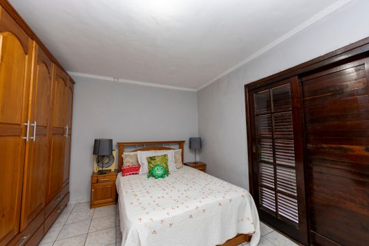 Quarto 3 de casa à venda com 3 quartos, 145m² em Jardim Regina Alice, Barueri