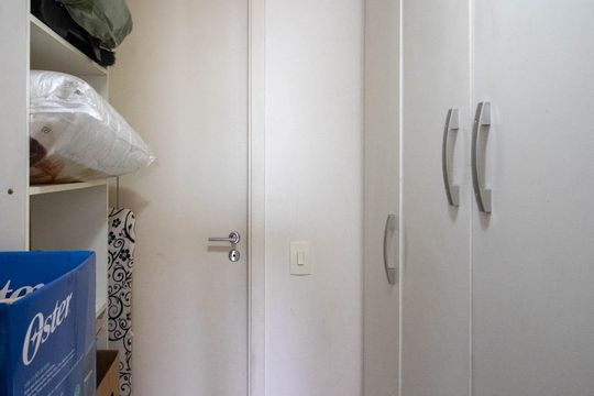 Quarto de Serviço de apartamento à venda com 3 quartos, 120m² em Parque do Morumbi, São Paulo
