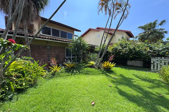 Área externa de casa de condomínio à venda com 5 quartos, 460m² em Barra da Tijuca, Rio de Janeiro