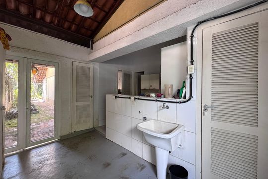 Área de Serviço de casa de condomínio à venda com 5 quartos, 460m² em Barra da Tijuca, Rio de Janeiro