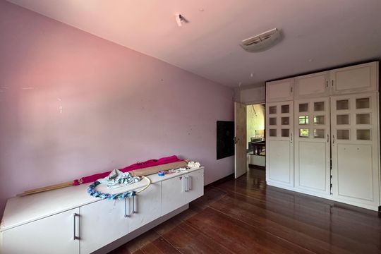 Quarto de casa de condomínio à venda com 5 quartos, 460m² em Barra da Tijuca, Rio de Janeiro