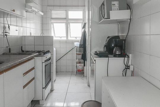 Cozinha de apartamento à venda com 2 quartos, 67m² em Jardim Itu, Porto Alegre
