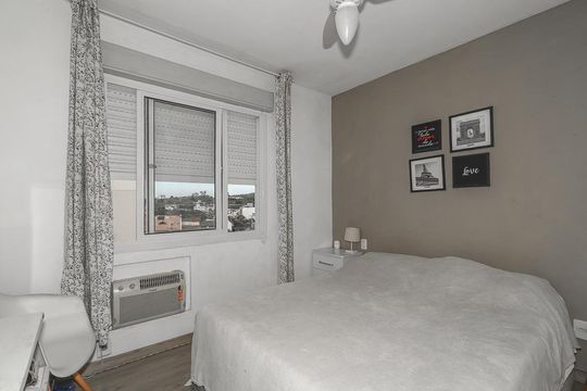 Quarto Suíte de apartamento à venda com 2 quartos, 67m² em Jardim Itu, Porto Alegre