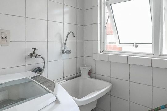 Área de Serviço de apartamento à venda com 2 quartos, 67m² em Jardim Itu, Porto Alegre