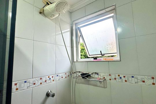 Banheiro de apartamento à venda com 2 quartos, 69m² em Vila Galvão, Guarulhos