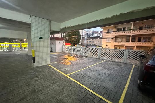 Garagem de apartamento para alugar com 1 quarto, 58m² em Centro, São Vicente