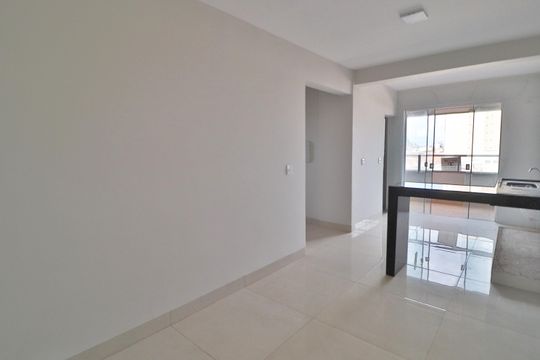 Sala de apartamento para alugar com 2 quartos, 66m² em Brasil, Uberlândia