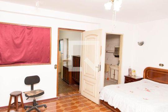Casa à venda com 3 quartos, 211m² em Centro, Diadema