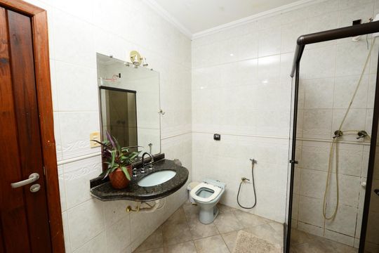 Casa para alugar com 7 quartos, 700m² em Jardim Riacho das Pedras, Contagem
