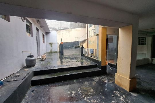 Casa à venda com 5 quartos, 275m² em Veloso, Osasco