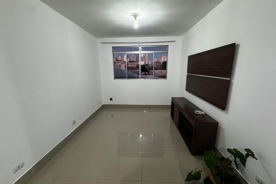 Sala de apartamento à venda com 2 quartos, 77m² em Santo Amaro, São Paulo