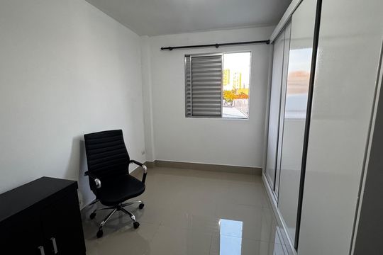 Quarto de apartamento à venda com 2 quartos, 77m² em Santo Amaro, São Paulo