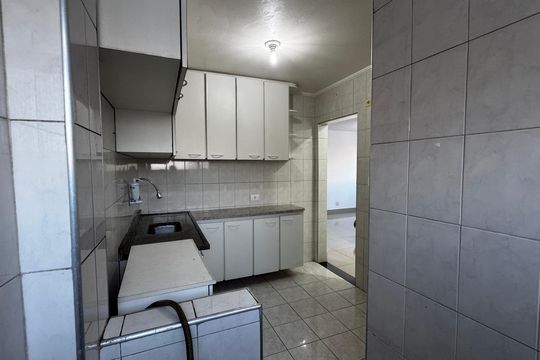Cozinha de apartamento à venda com 2 quartos, 77m² em Santo Amaro, São Paulo