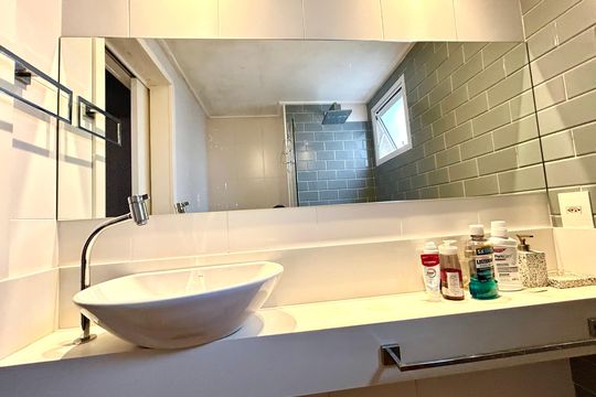 Banheiro da Suíte de apartamento à venda com 2 quartos, 86m² em Jardim Flor da Montanha, Guarulhos