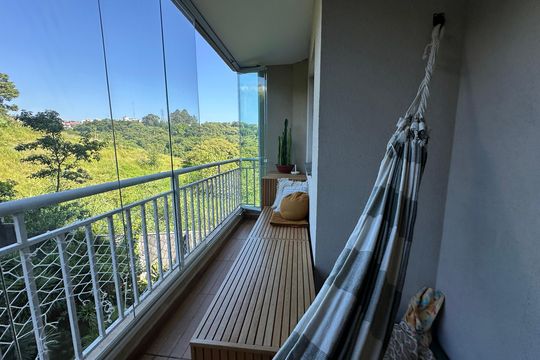 Varanda da Sala de apartamento à venda com 2 quartos, 79m² em Jardim Tupanci, Barueri