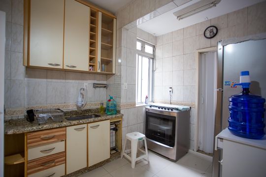 Apartamento à venda com 3 quartos, 99m² em Centro, Curitiba