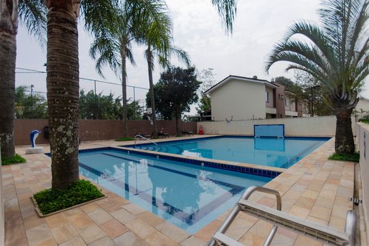 Área Comum - Piscina    de casa de condomínio para alugar com 3 quartos, 120m² em Jardim Santa Maria, São Paulo