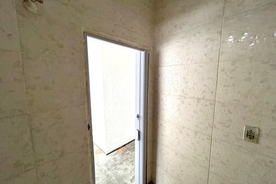 Banheiro  de apartamento para alugar com 1 quarto, 40m² em Parque Continental I, Guarulhos