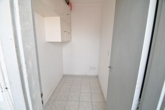 Quarto de Serviço de apartamento à venda com 2 quartos, 82m² em Bosque, Campinas