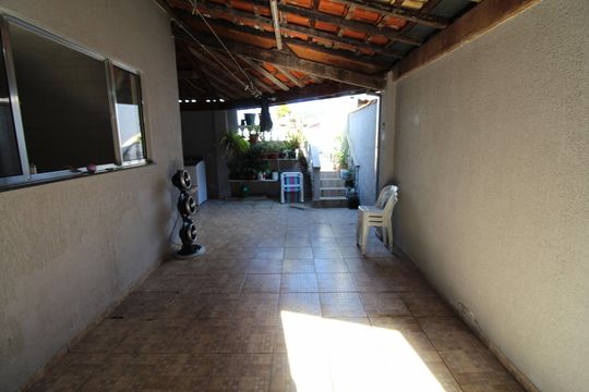 Quintal de casa para alugar com 3 quartos, 120m² em Jardim Sao Judas Tadeu, São José dos Campos