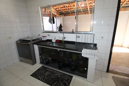 Cozinha de casa para alugar com 3 quartos, 120m² em Jardim Sao Judas Tadeu, São José dos Campos