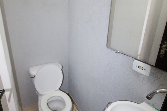 Sala de casa para alugar com 3 quartos, 120m² em Jardim Sao Judas Tadeu, São José dos Campos