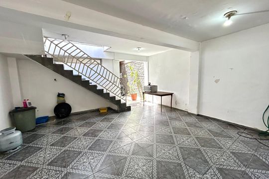 Garagem de casa para alugar com 3 quartos, 240m² em Vila Augusta, Guarulhos