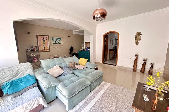 Casa para alugar com 3 quartos, 240m² em Vila Augusta, Guarulhos