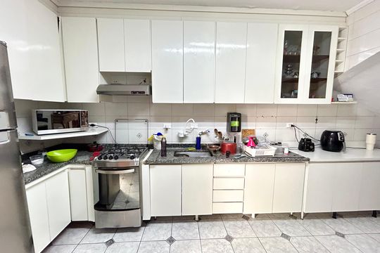 Cozinha de casa para alugar com 3 quartos, 240m² em Vila Augusta, Guarulhos