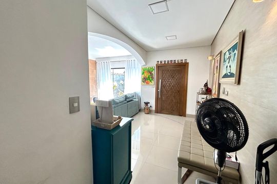 Sala de casa para alugar com 3 quartos, 240m² em Vila Augusta, Guarulhos