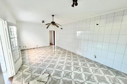 Casa à venda com 2 quartos, 137m² em Vila Pita, São Paulo