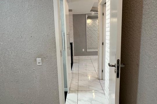 Sala de apartamento à venda com 2 quartos, 43m² em Recreio dos Bandeirantes, Rio de Janeiro