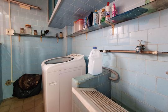 Lavanderia de casa à venda com 4 quartos, 258m² em Fonseca, Niterói