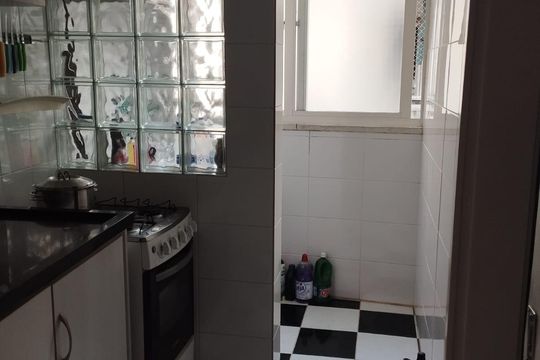 Cozinha de apartamento à venda com 1 quarto, 45m² em Centro Histórico, Porto Alegre