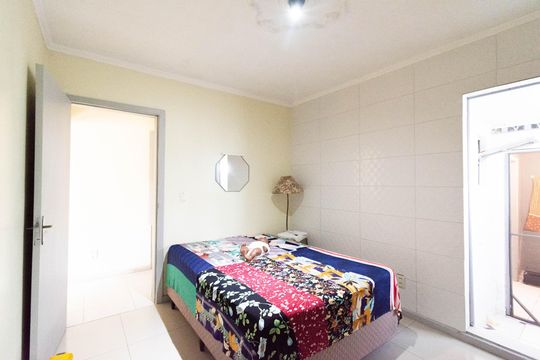 Casa à venda com 4 quartos, 242m² em Marechal Rondon, Canoas