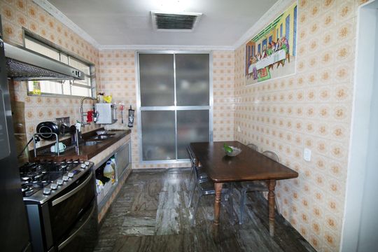 Cozinha de casa à venda com 4 quartos, 240m² em Jardim América, Rio de Janeiro